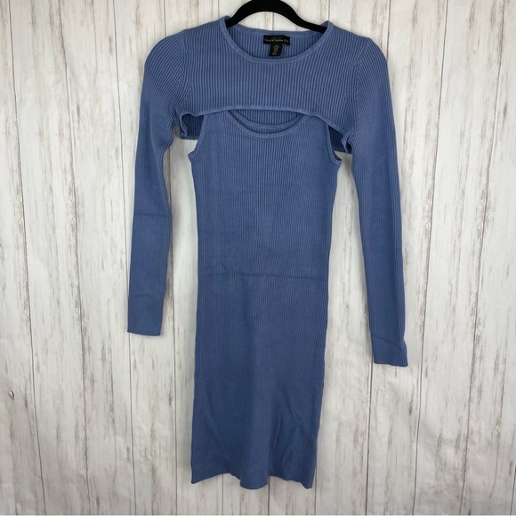 Revolve House of Harlow 2 piece blue knit set medium - Picture 1 of 5